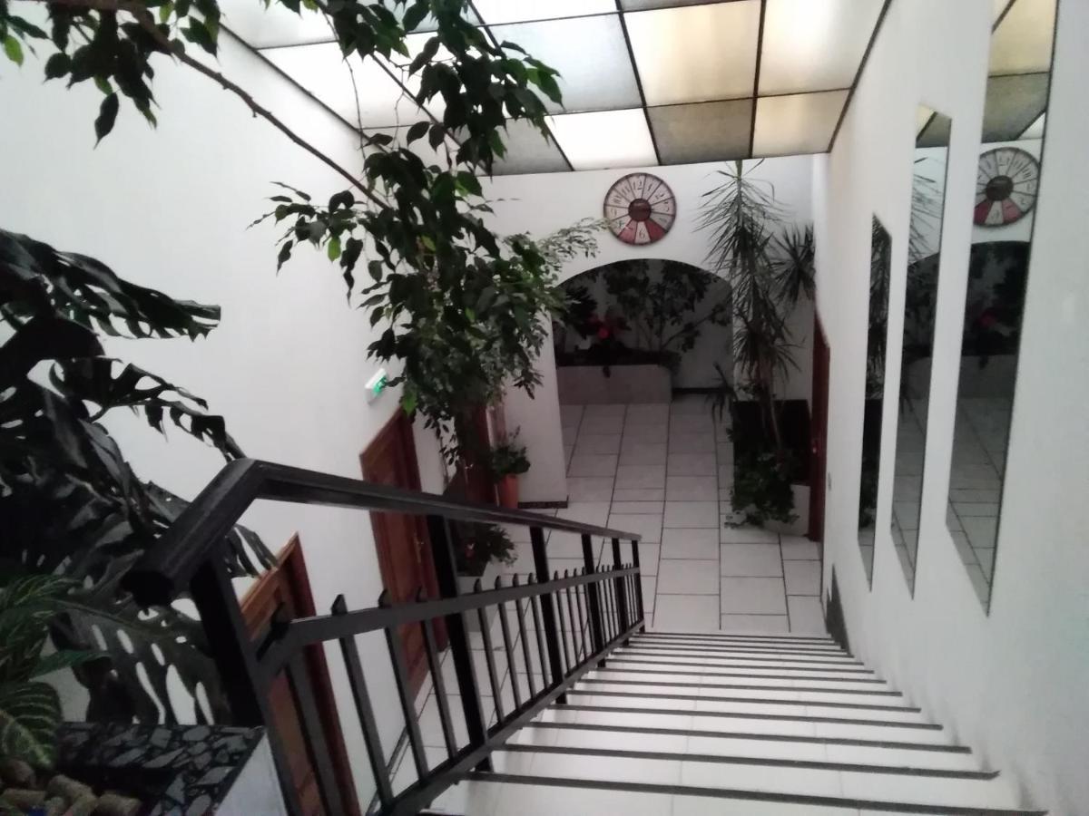 Apartamentos Blanco Y Negro А-Гуарда Екстер'єр фото